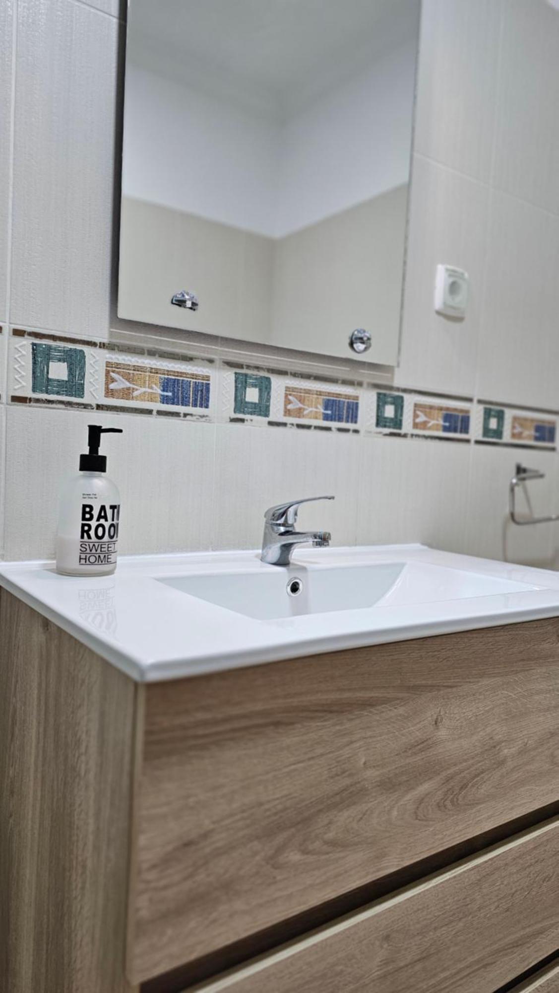 Harbour'S Way, Spacious And Cosy Apartment, With Ac Olhão Extérieur photo